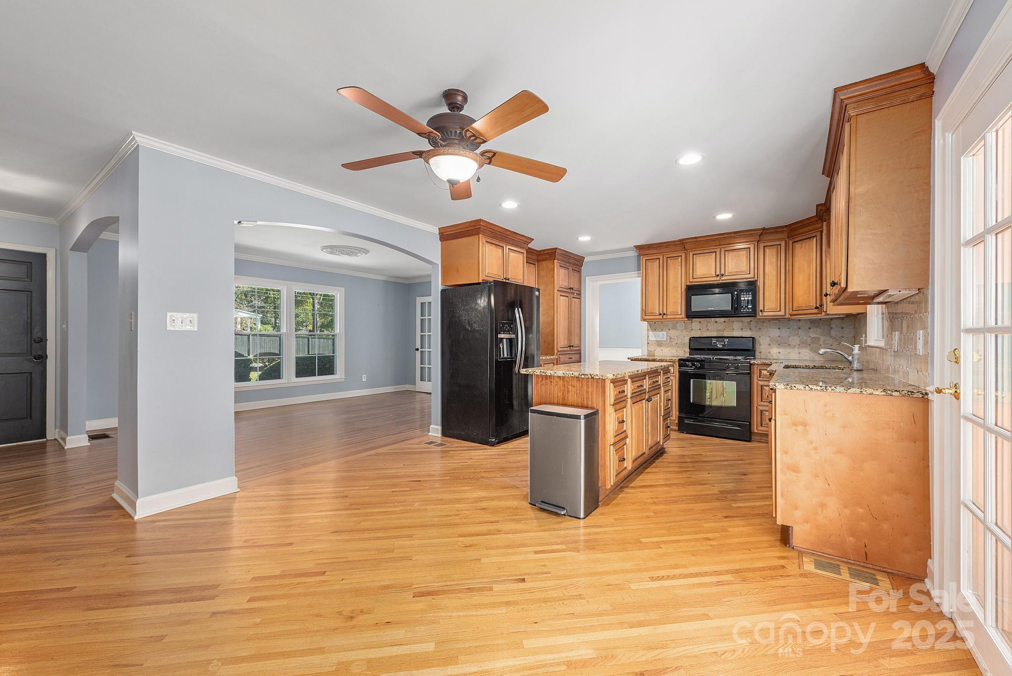 4600 Castleton Road Charlotte, NC 28211 - Photo 8 of 21 Gallery Image 8