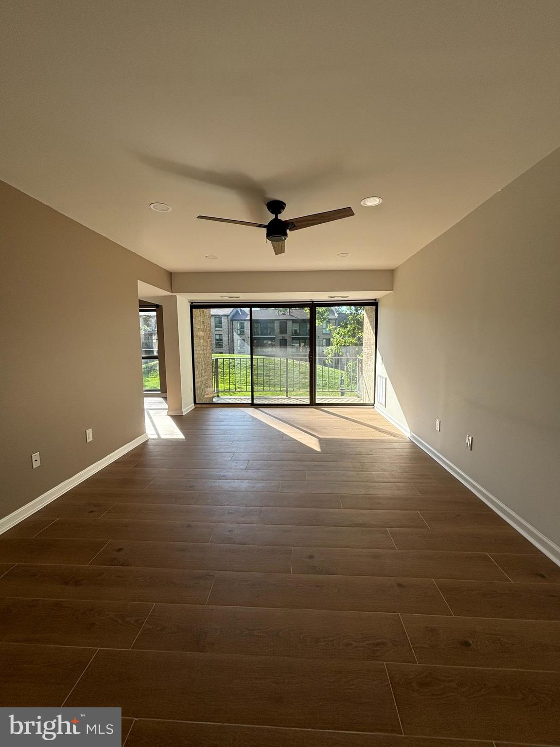 2018 Colts Neck Road, Unit 10/11B Reston, VA 20191 - Photo 2 of 22