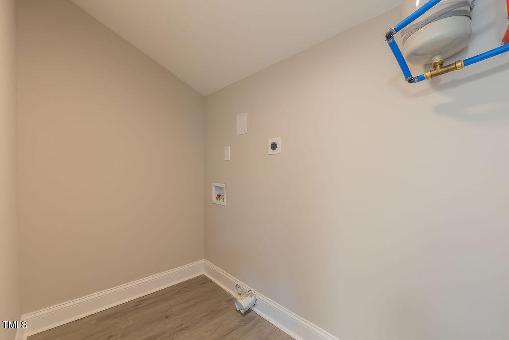 1708 Forest Road Durham, NC 27705 - Photo 30 of 31 297A7859-HDR