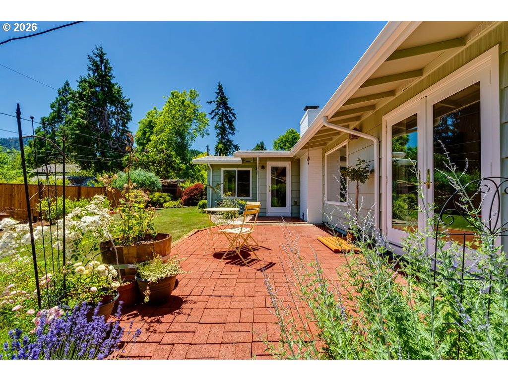 4355 Pearl Street Eugene, OR 97405 - Photo 36 of 47