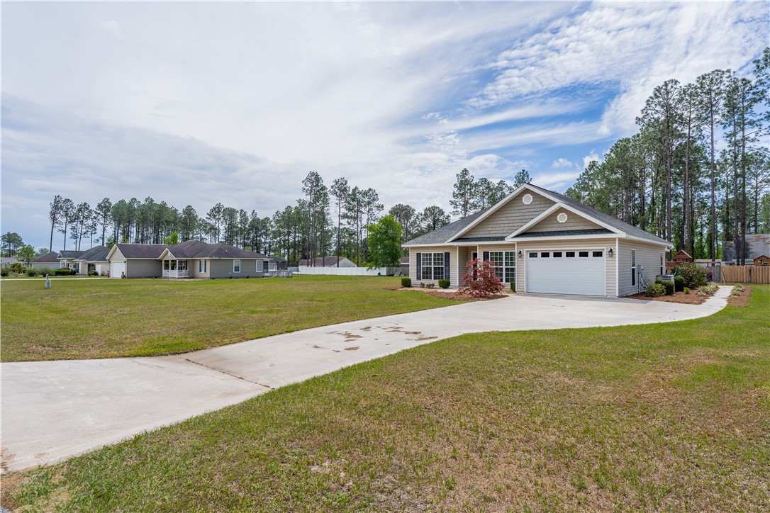 6656 Pine Ridge Circle Blackshear, GA 31516 - Photo 6 of 27