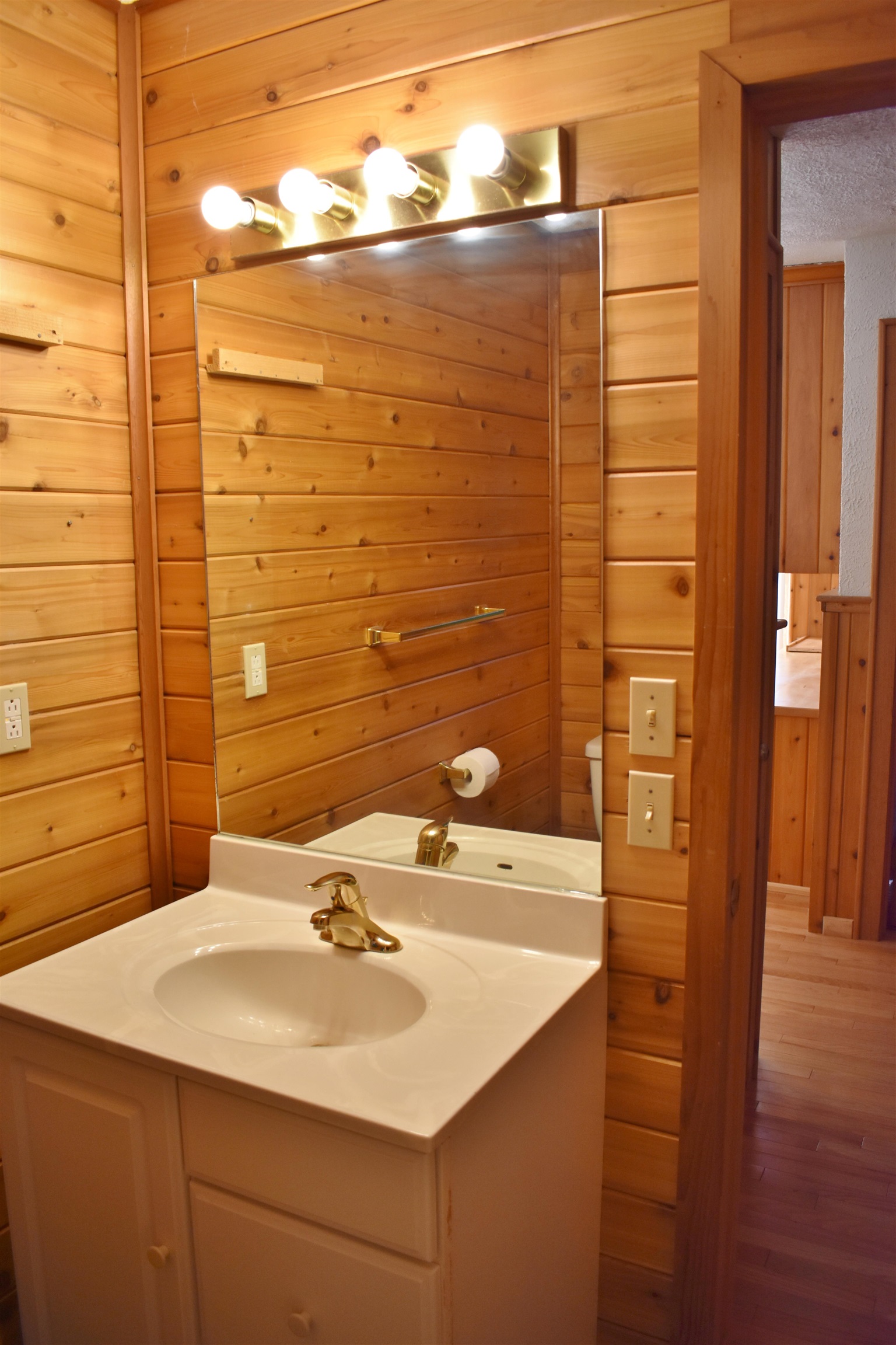 9192 Platte Road Beulah, MI 49617 - Photo 14 of 34 1906340-13.JPG