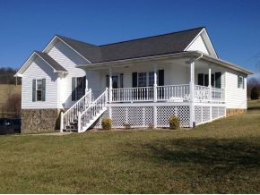55 Walnut Grove Road Greeneville, TN 37743 - Photo 2 of 19 front right