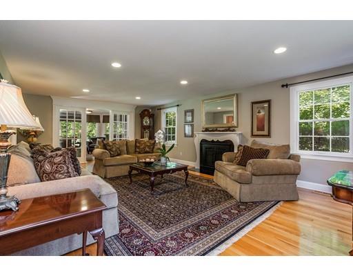 125 Northfield Road Longmeadow, MA 01106 - Photo 8 of 34 Gallery Image 8