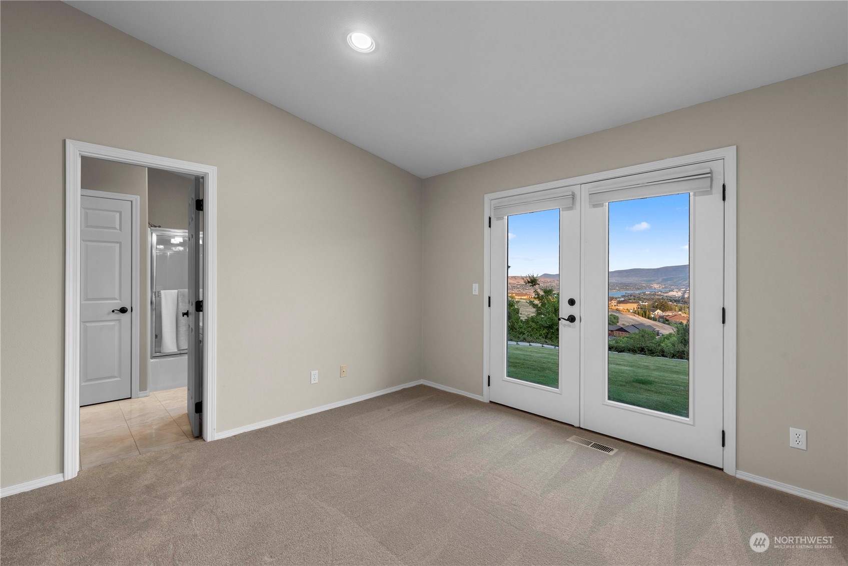 1113 Rue Jolie Wenatchee, WA 98801 - Photo 24 of 39 Gallery Image 24