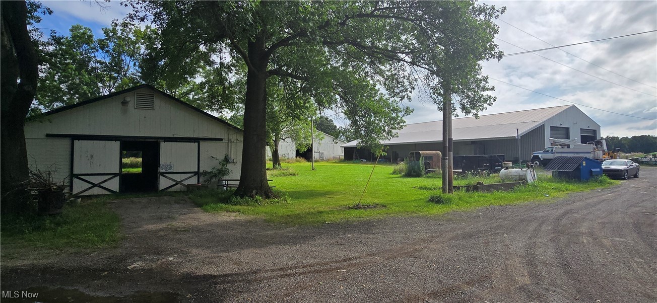 40175 Banks Road Grafton, OH 44044 - Photo 33 of 34