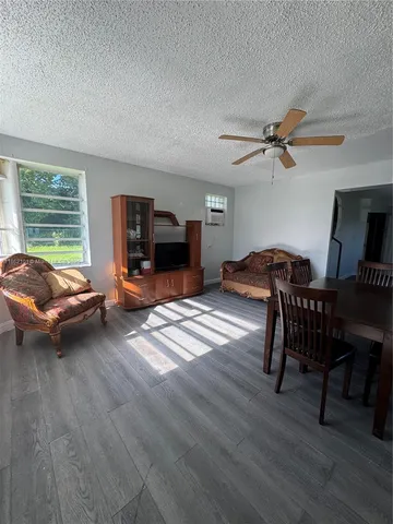 $2,700 | 7802 Northwest 8th Avenue, Unit 1, Miami, FL 33150