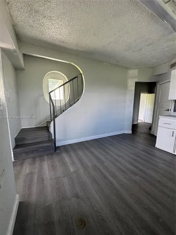 $2,700 | 7802 Northwest 8th Avenue, Unit 1, Miami, FL 33150