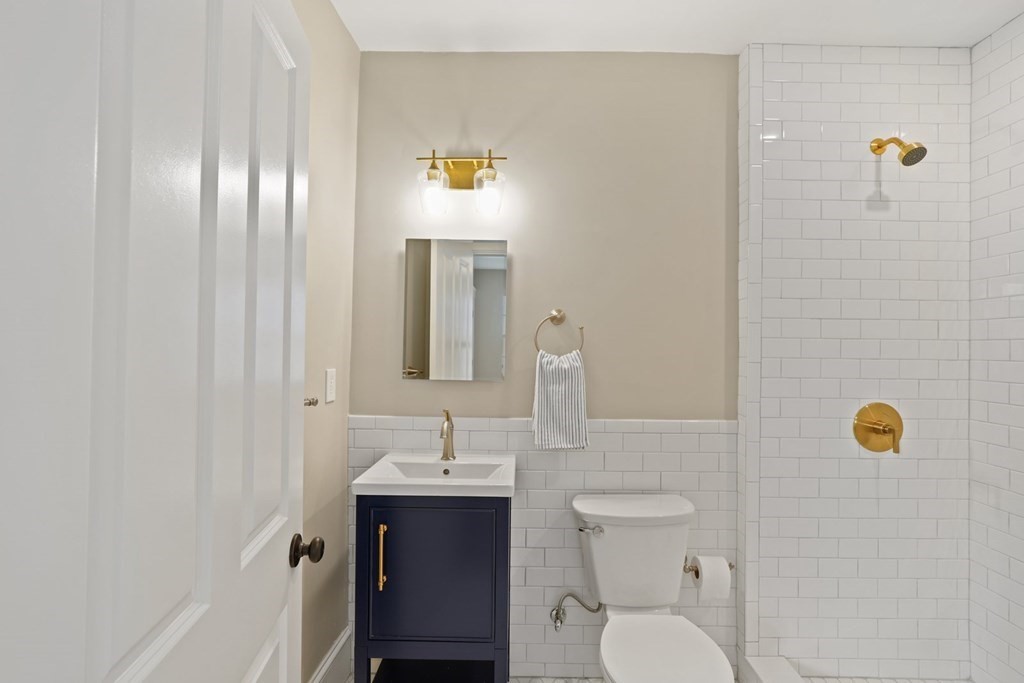 15 A Goodway Road, Unit 2 Boston, MA 02130 - Photo 20 of 33 Gallery Image 20