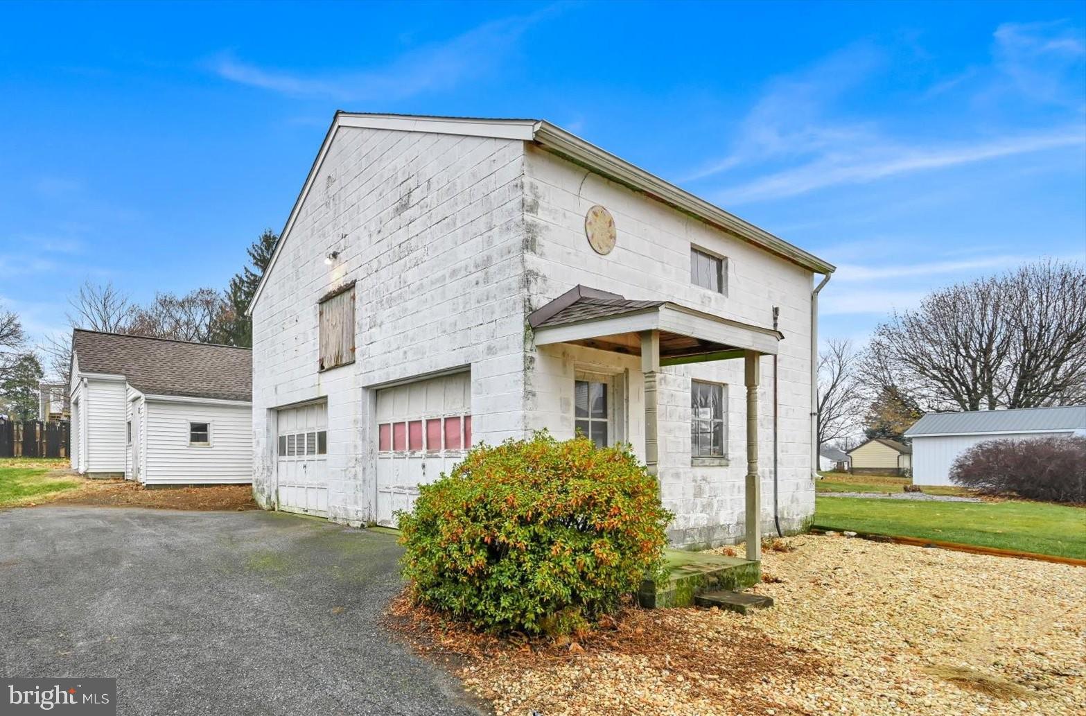 111 Snavely Mill Road Lititz, PA 17543 - Photo 36 of 40 Two Story - Detached 2 Car Garage