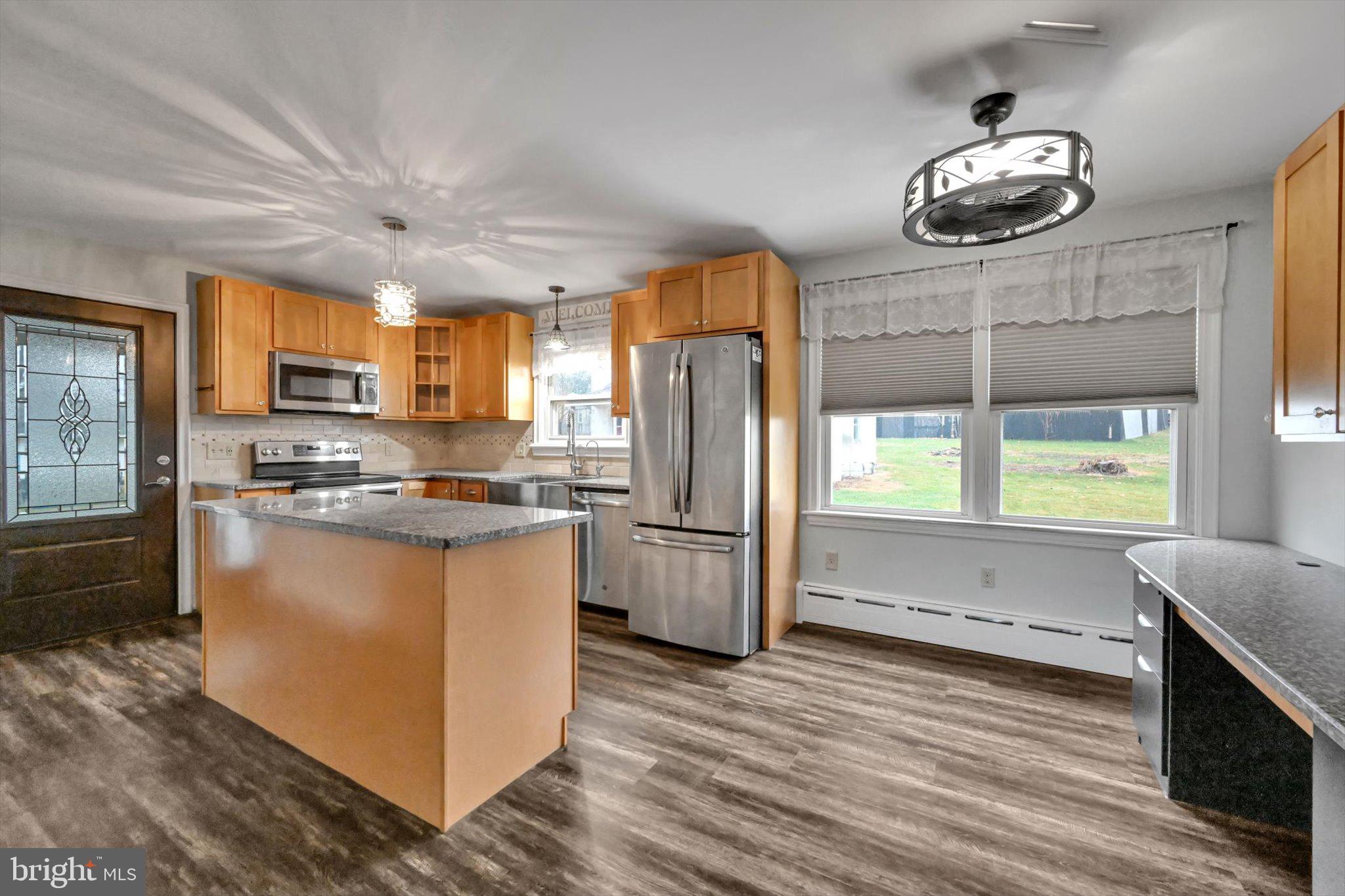 111 Snavely Mill Road Lititz, PA 17543 - Photo 9 of 40