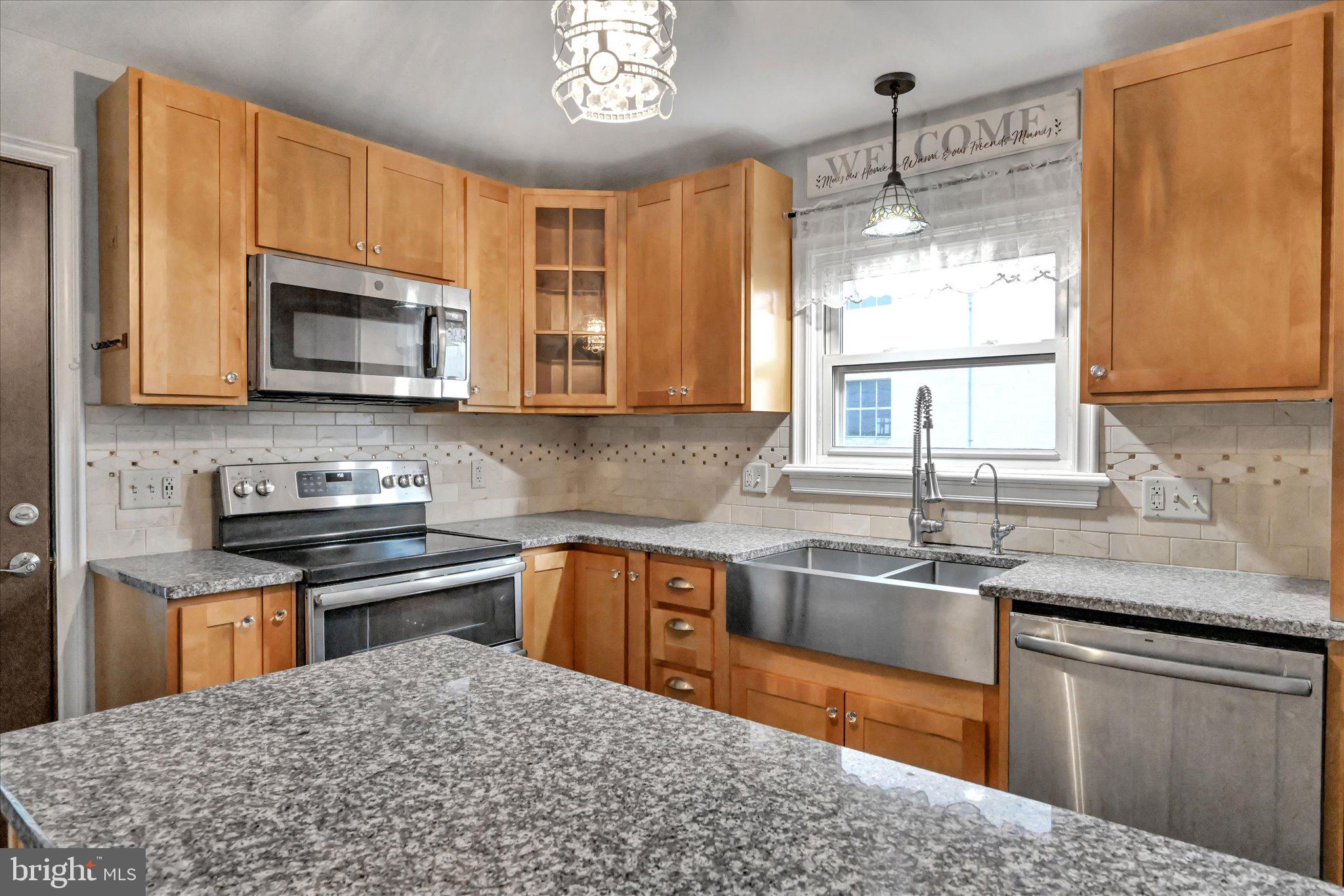 111 Snavely Mill Road Lititz, PA 17543 - Photo 10 of 40
