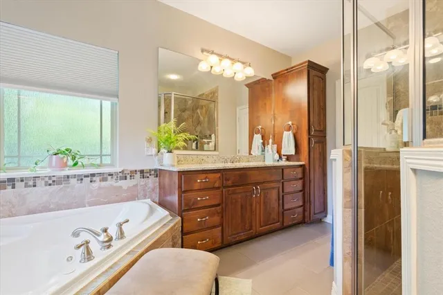 $598,000 | 128 Creek Ridge Drive, Waco, TX 76708