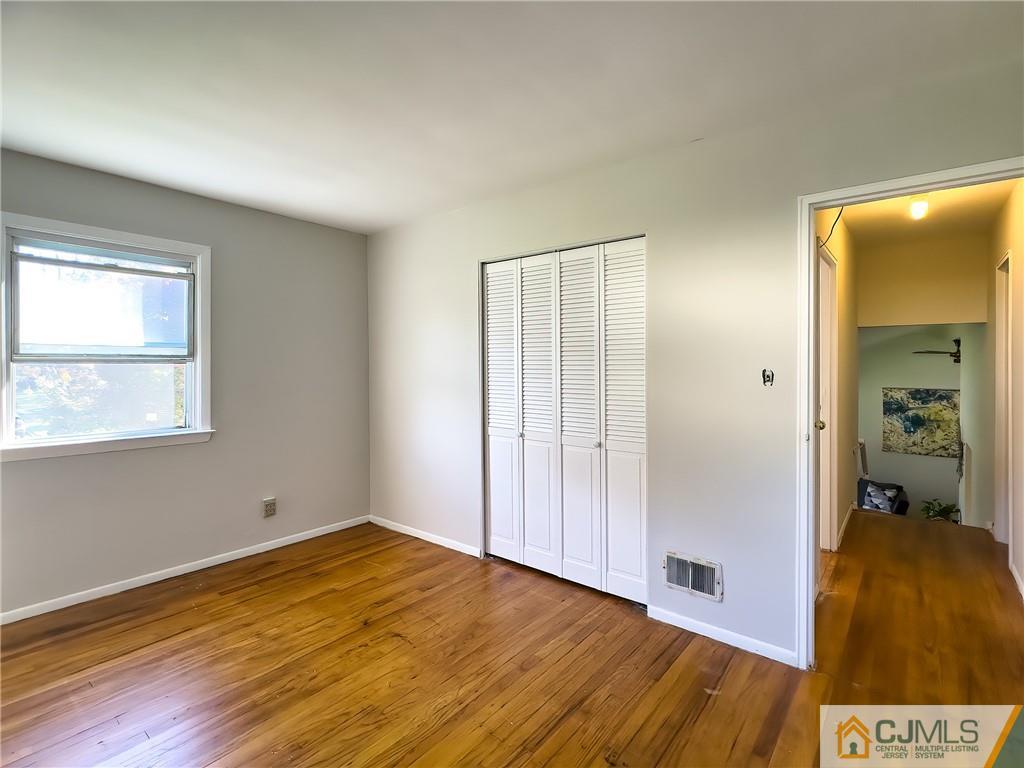 19 Huntington Road East Brunswick, NJ 08816 - Photo 9 of 12 Gallery Image 9