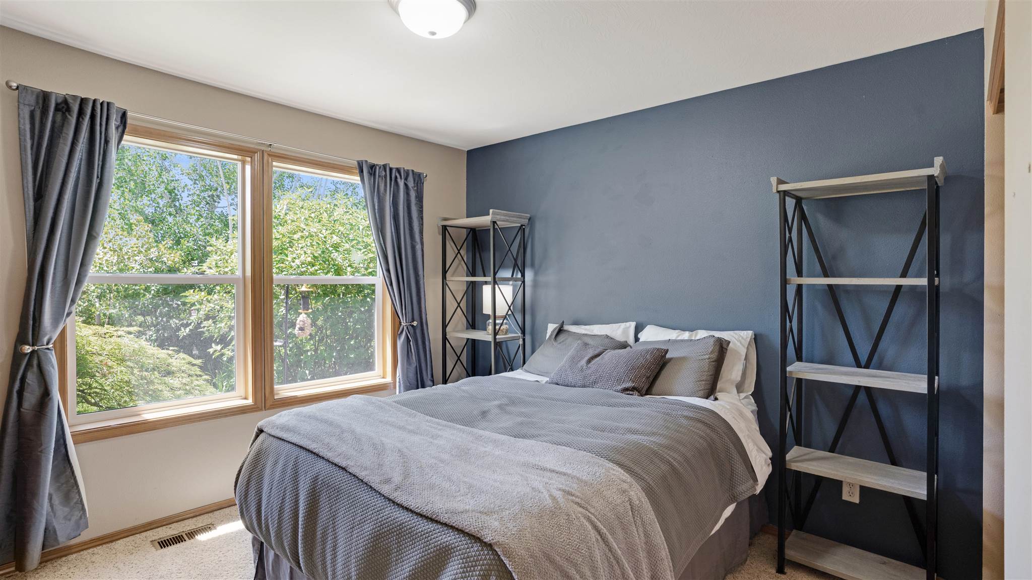 2819 West Graves Road Spokane, WA 99208 - Photo 14 of 32 Gallery Image 14