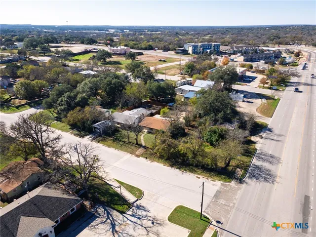 $140,000 | 1502 South Main Street, Lampasas, TX 76550