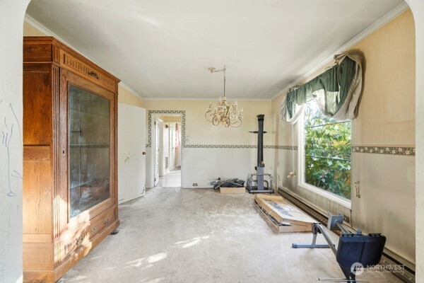 2009 Lombard Avenue Everett, WA 98201 - Photo 4 of 26 a view of an empty room and window