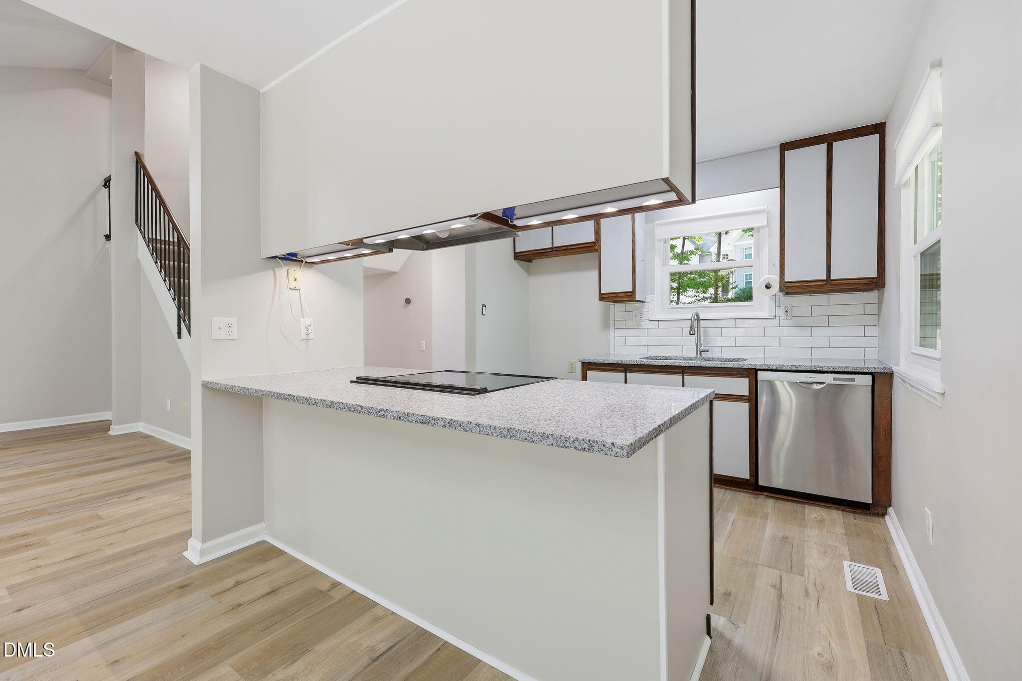 11129 Lakeshore Drive Raleigh, NC 27613 - Photo 12 of 32 Kitchen from dining area
