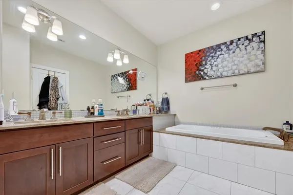 $3,500 | 5618 Lindell Avenue, Unit 6, Dallas, TX 75206
