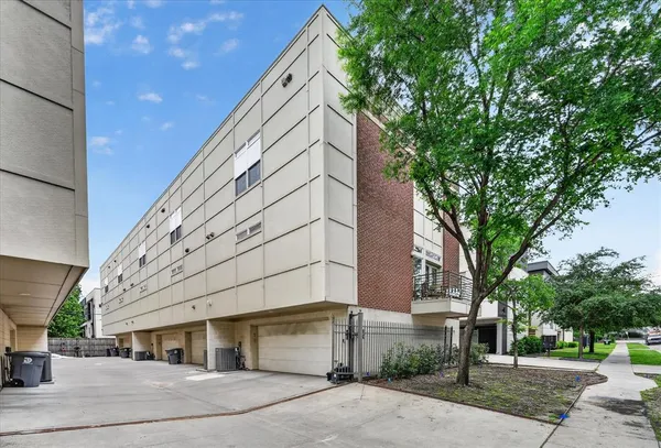 $3,500 | 5618 Lindell Avenue, Unit 6, Dallas, TX 75206