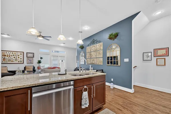 $3,500 | 5618 Lindell Avenue, Unit 6, Dallas, TX 75206