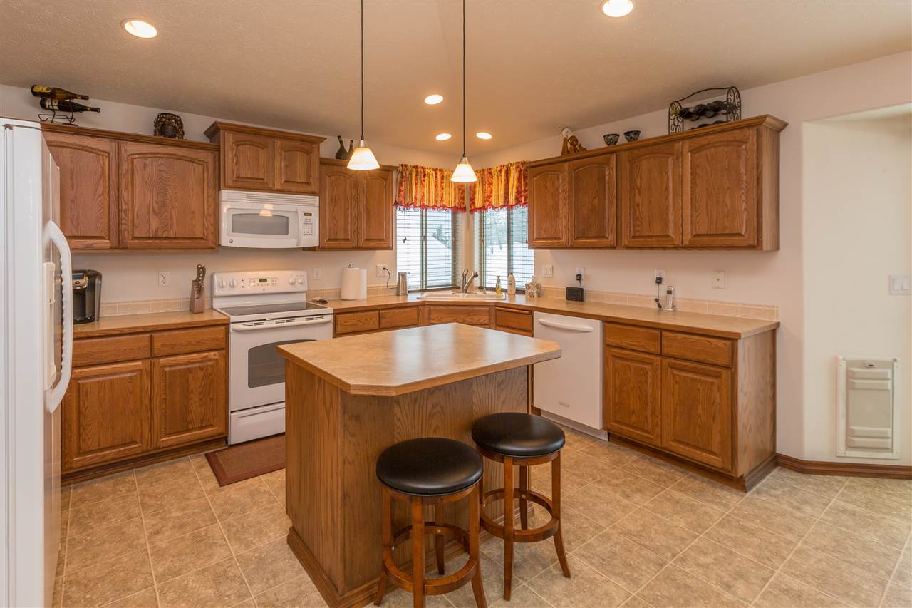 13512 North Addison Street Spokane, WA 99208 - Photo 6 of 20