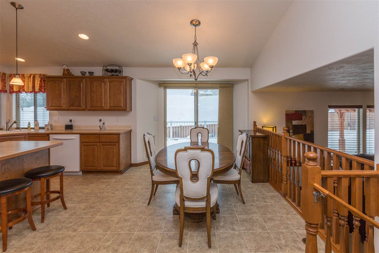 13512 North Addison Street Spokane, WA 99208 - Photo 8 of 20