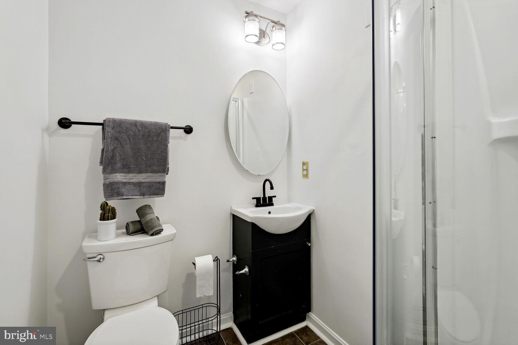 2101 North Rolfe Street, Unit D Arlington, VA 22209 - Photo 13 of 22