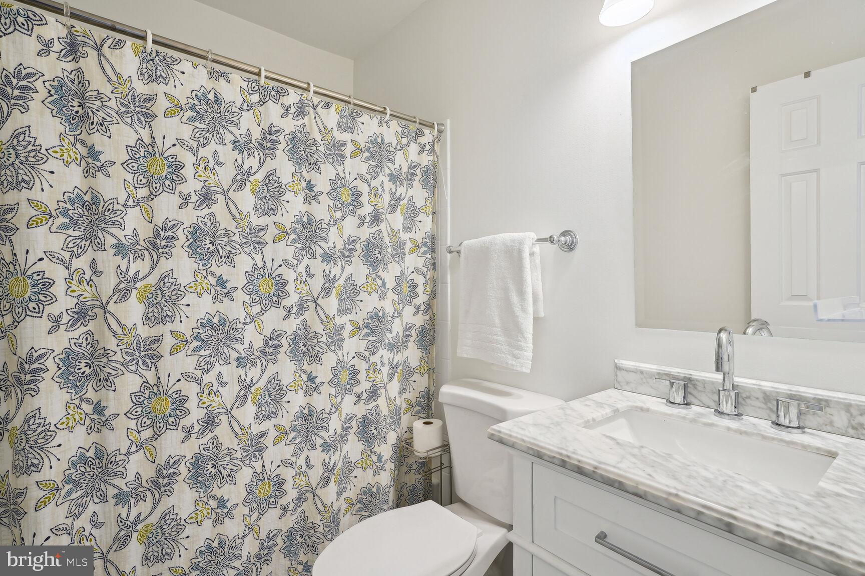 2101 North Rolfe Street, Unit D Arlington, VA 22209 - Photo 19 of 22