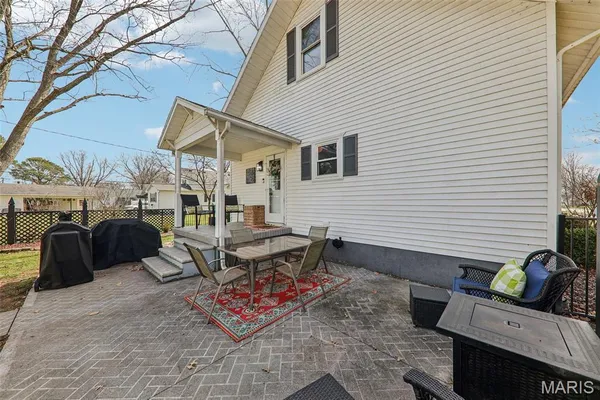 $225,000 | 1491 Clinton Street, Carlyle, IL 62231
