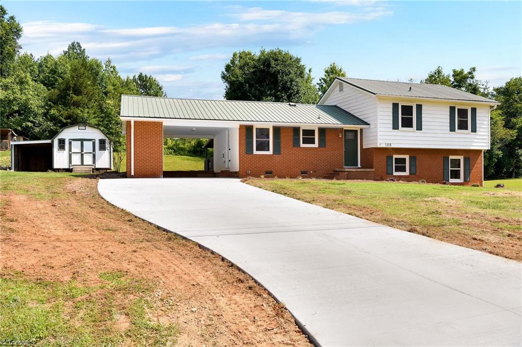 188 Cloverdale Road Lexington, NC 27295 - Photo 2 of 34 Gallery Image 2