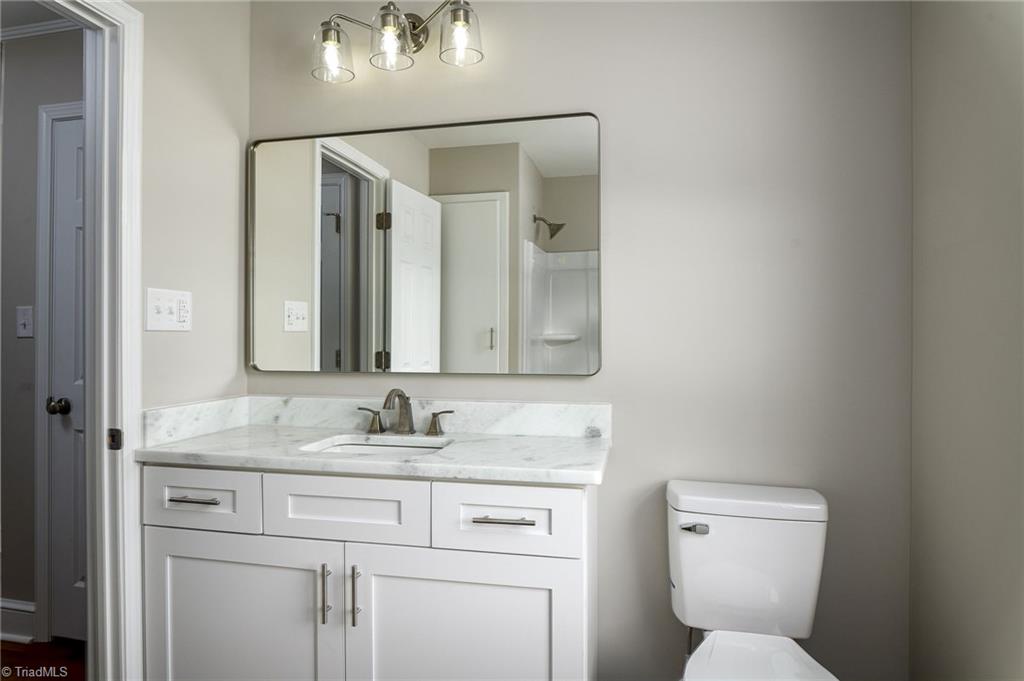 188 Cloverdale Road Lexington, NC 27295 - Photo 27 of 34 Gallery Image 27
