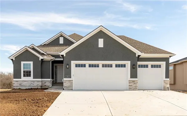 $660,000 | 3353 West 187th Street, Overland Park, KS 66085