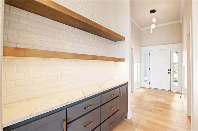 $660,000 | 3353 West 187th Street, Overland Park, KS 66085