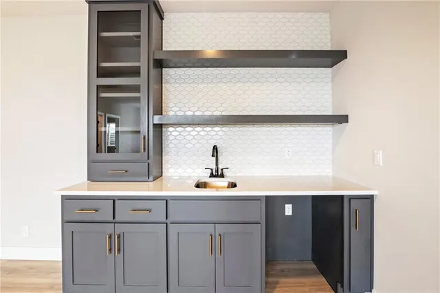 $660,000 | 3353 West 187th Street, Overland Park, KS 66085