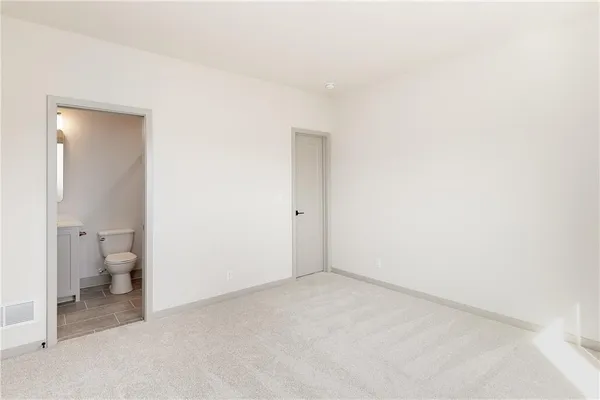 $660,000 | 3353 West 187th Street, Overland Park, KS 66085