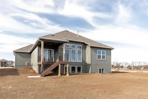 $660,000 | 3353 West 187th Street, Overland Park, KS 66085