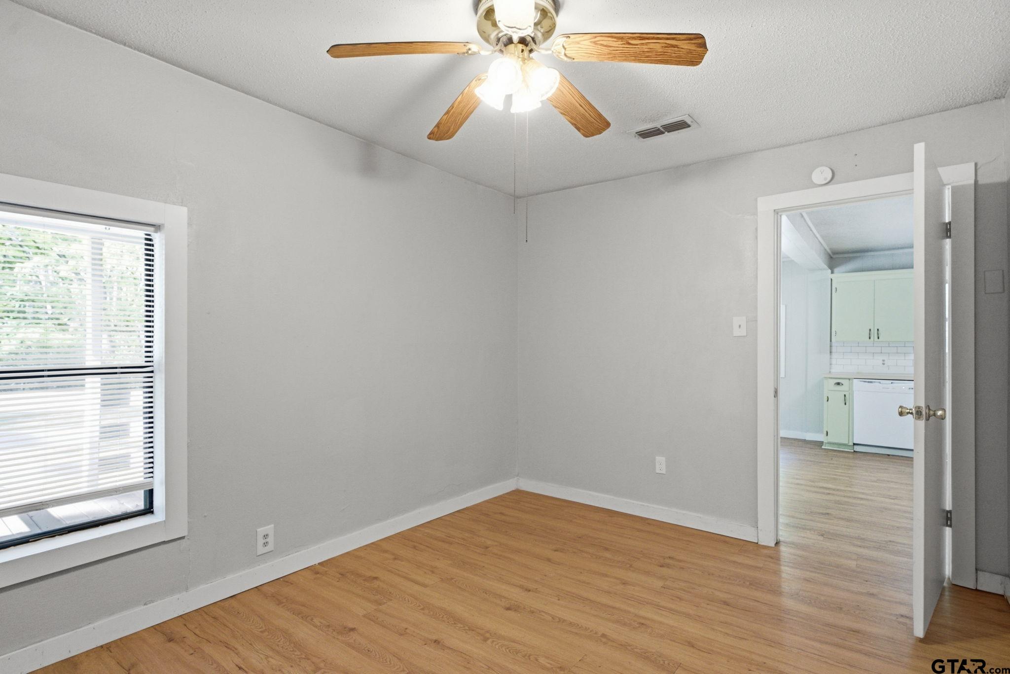 2802 Calloway Road Tyler, TX 75707 - Photo 12 of 20 Gallery Image 12