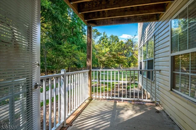 $390,000 | 230 Vasser Drive, Piscataway, NJ 08854