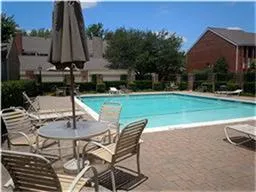 $2,295 | 712 Augusta Drive, Houston, TX 77057