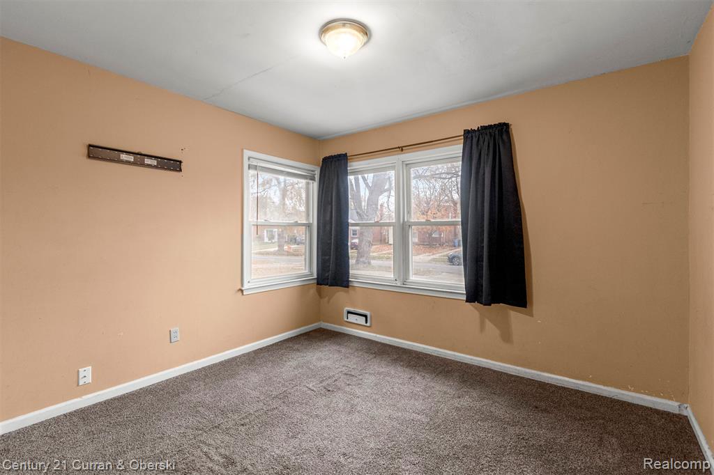 291 Arlington Street Inkster, MI 48141 - Photo 6 of 20