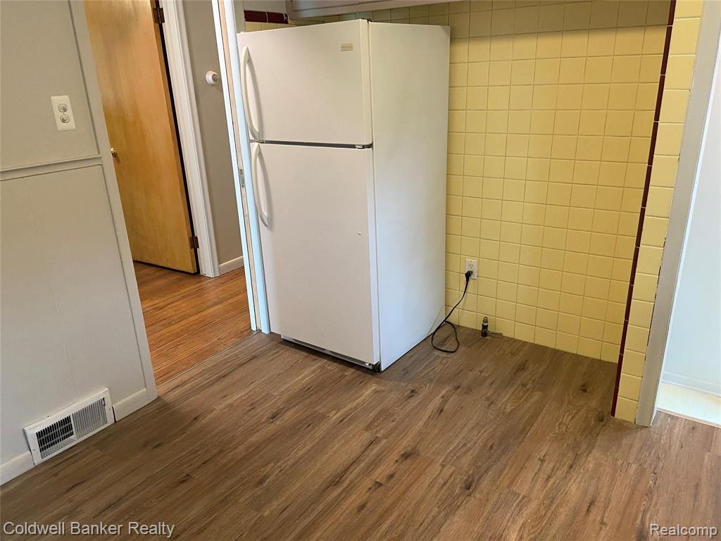 4122 Cadieux Road Detroit, MI 48224 - Photo 11 of 25 Gallery Image 11