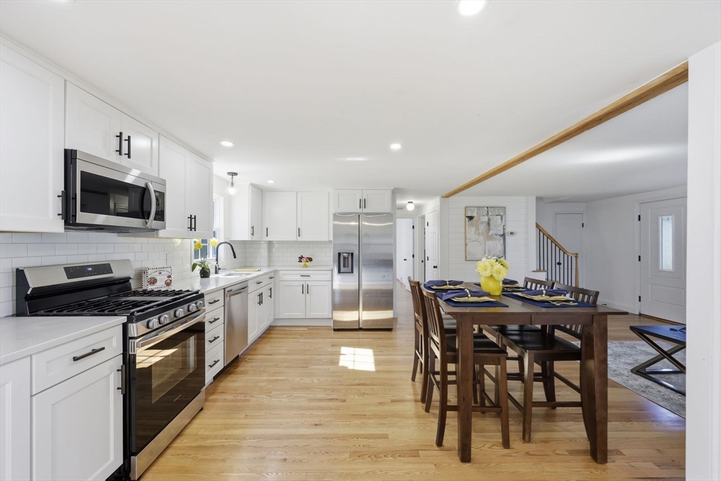 97 Maebeth Street Springfield, MA 01119 - Photo 8 of 41