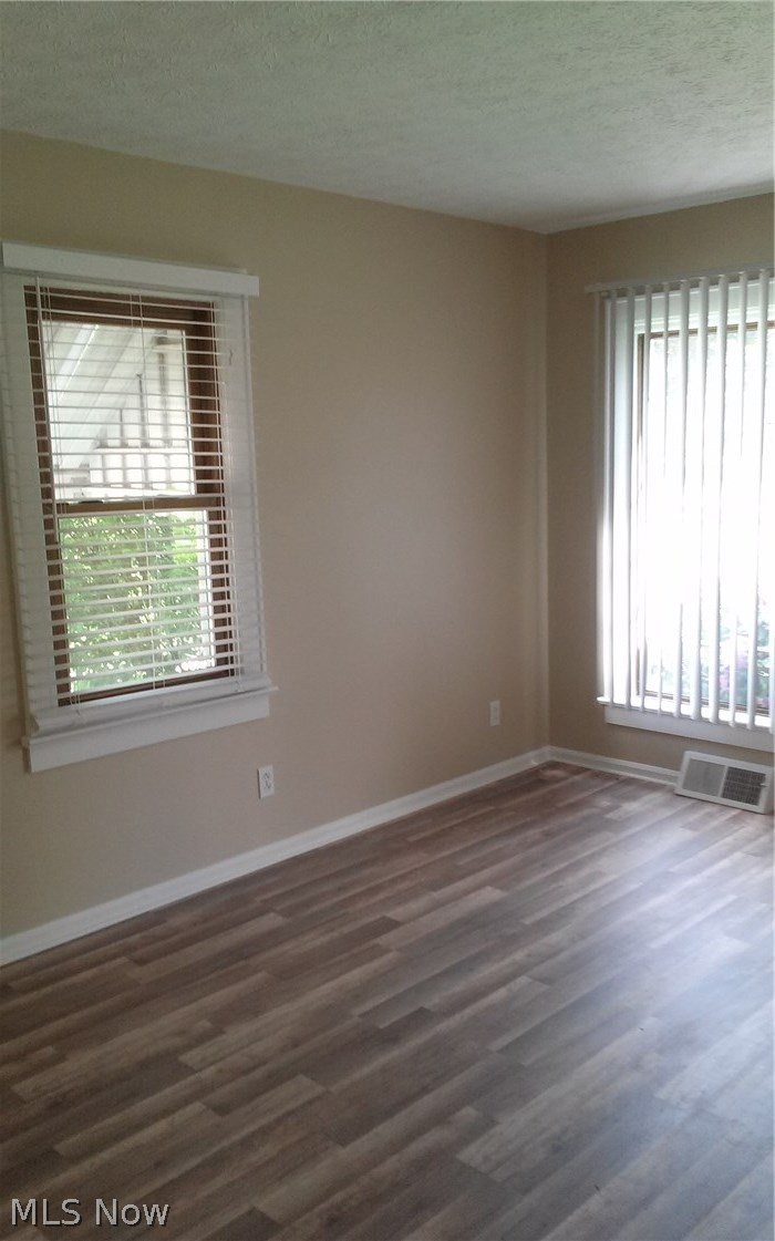 1661 Faye Road Akron, OH 44306 - Photo 2 of 15