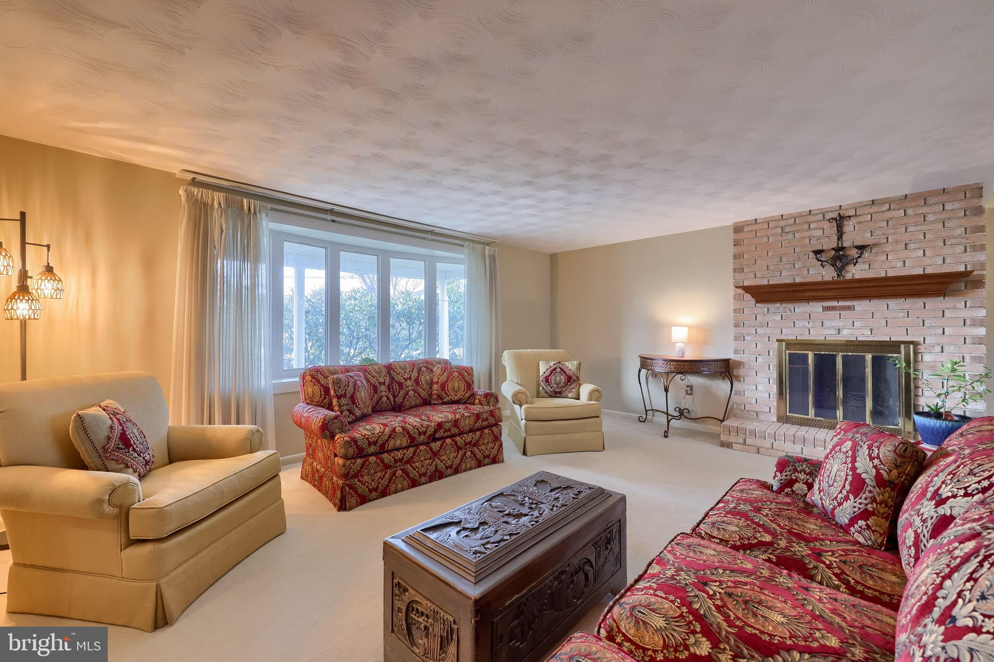 3161 Starlight Drive York, PA 17402 - Photo 13 of 51 Spacious living room with cozy ambiance.