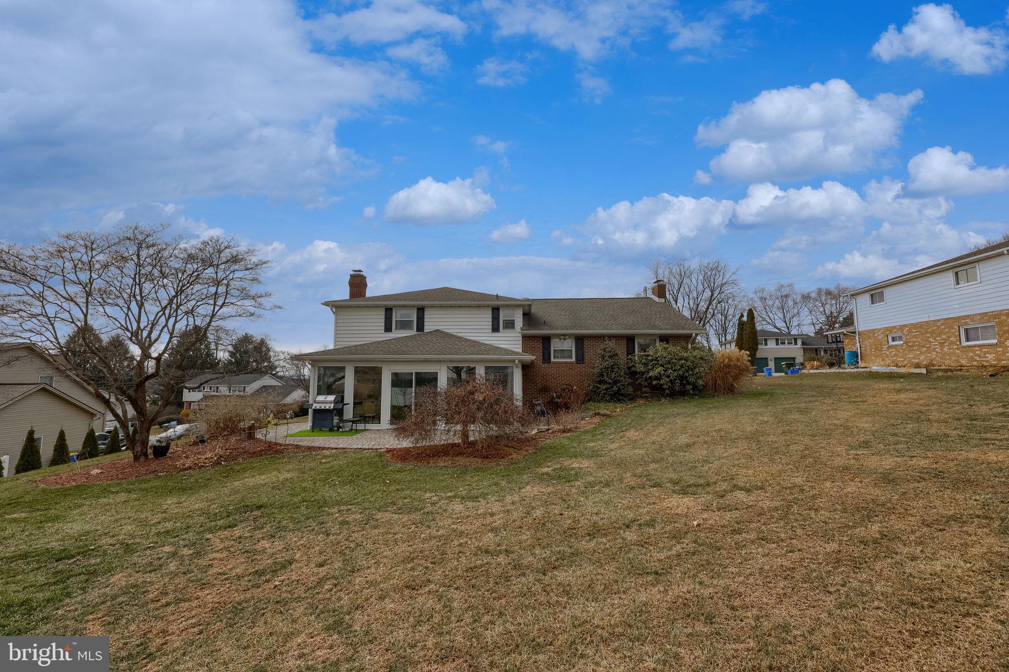 3161 Starlight Drive York, PA 17402 - Photo 9 of 51 Charming home with scenic hillside views.