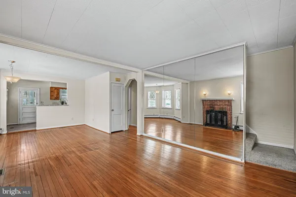 $389,000 | 7362 Montgomery Road, Elkridge, MD 21075