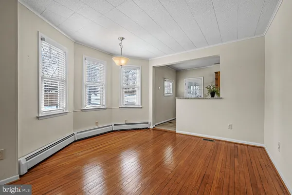 $389,000 | 7362 Montgomery Road, Elkridge, MD 21075