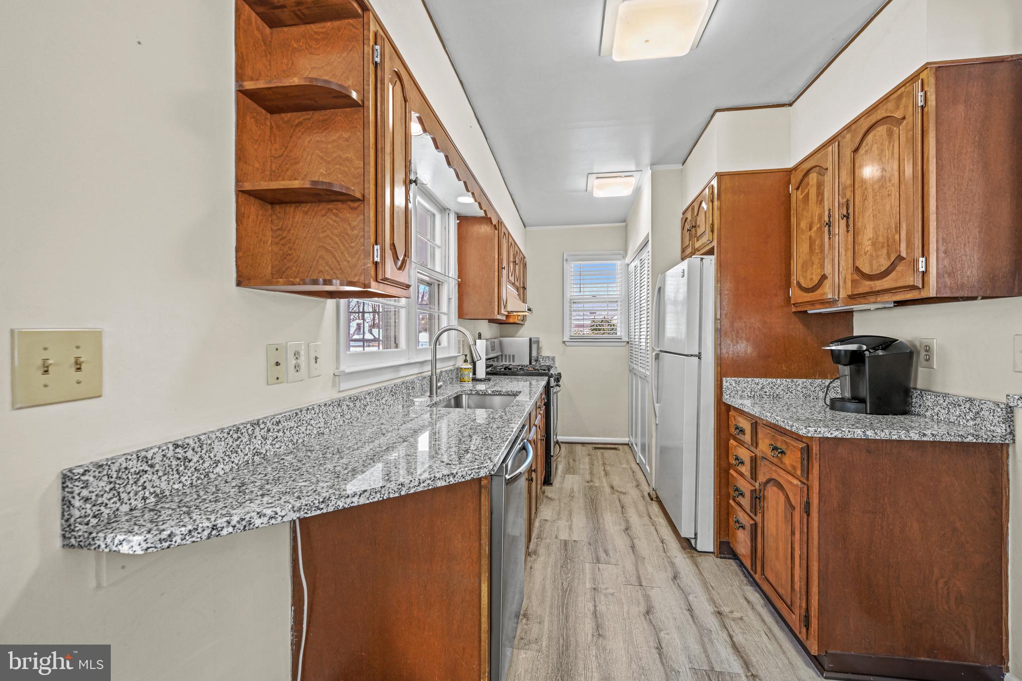 7362 Montgomery Road Elkridge, MD 21075 - Photo 17 of 39 Kitchen