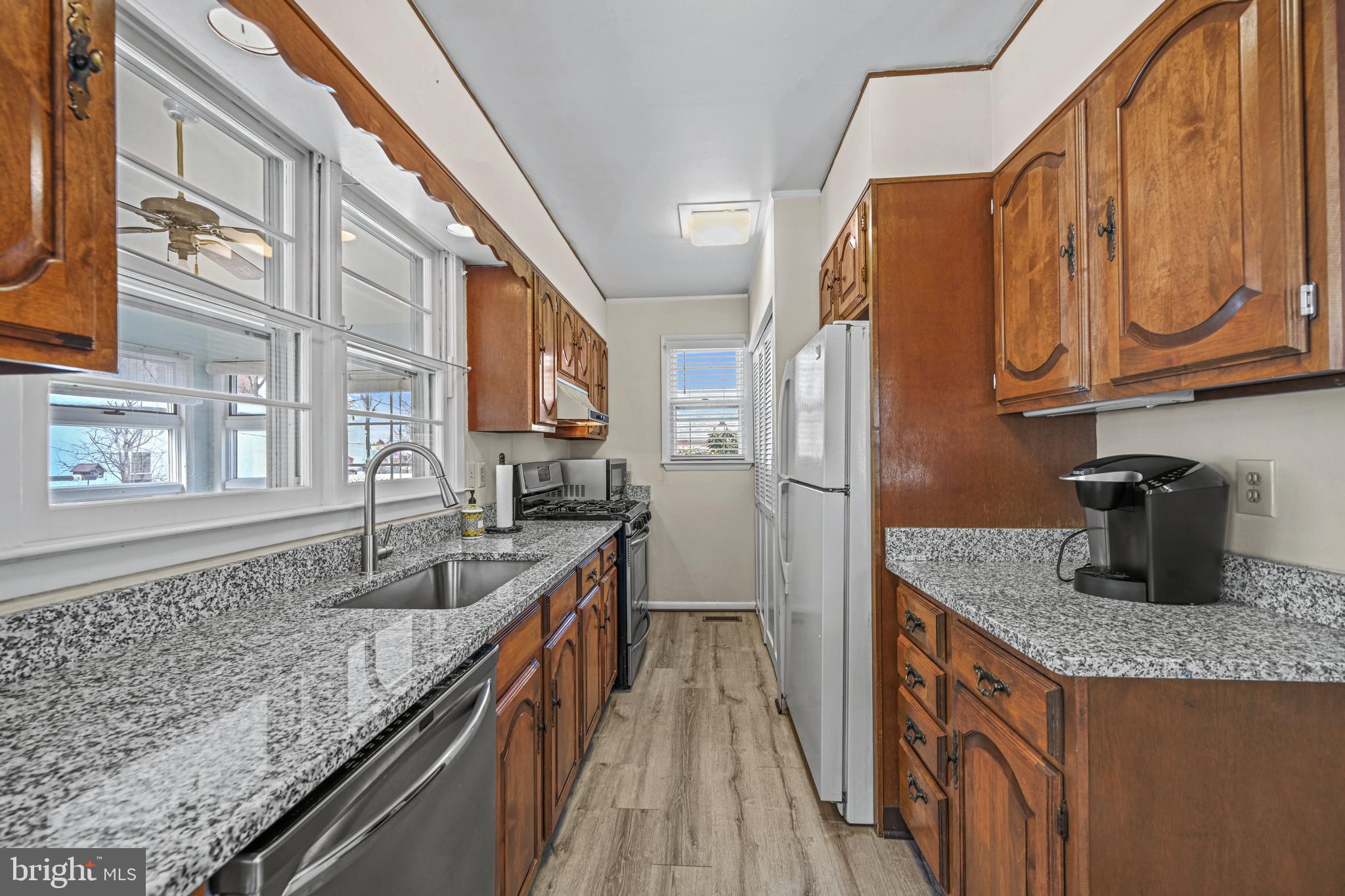 7362 Montgomery Road Elkridge, MD 21075 - Photo 20 of 39 Kitchen